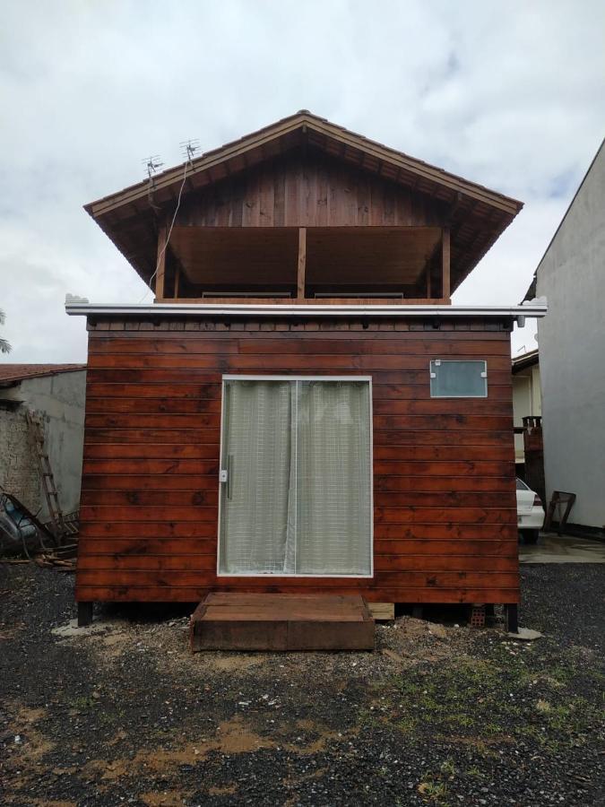 Casa Container Penha Apartment Пеня Екстериор снимка